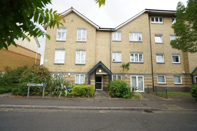 Southwell Close, Grays, Essex, RM16 6AZ, photo 1