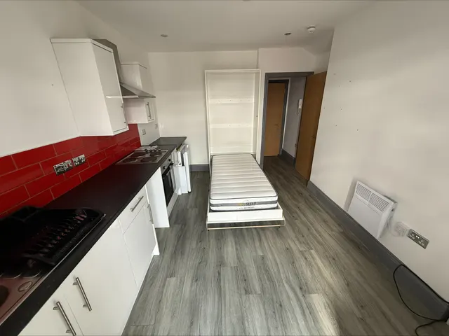Walter Road, Uplands, SA1, photo 2