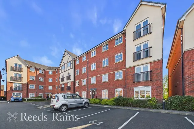 Abbott Court, Buckshaw Village, Lancashire, PR7, photo 1