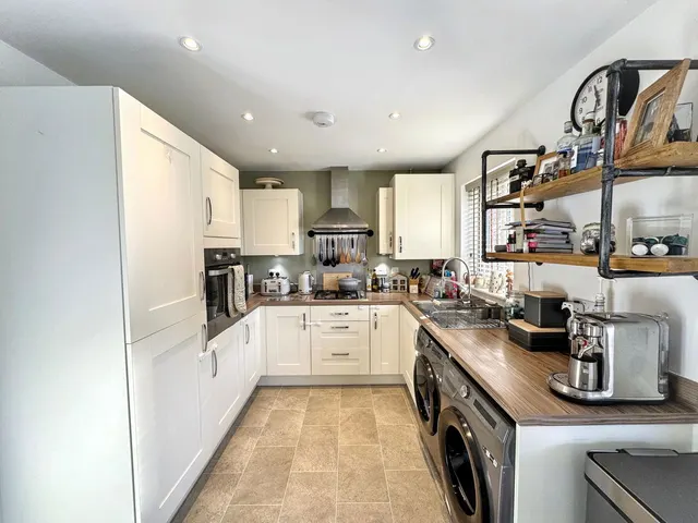 Photo 3 — Hendre Wen, Abergele, Conwy, LL22 9BX