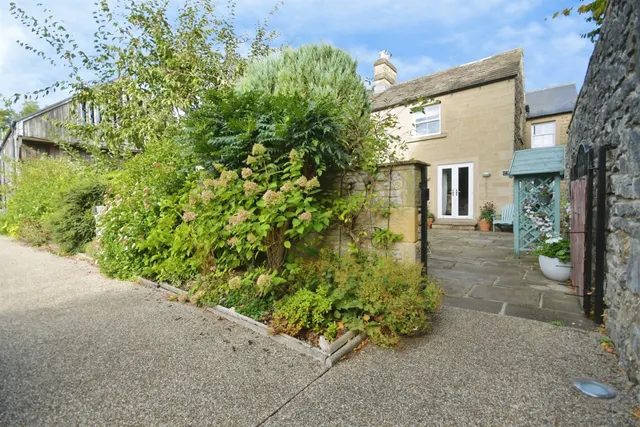 Rutland Mews, Bakewell, DE45, photo 1