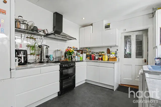 Mill Lane, Lindford, GU35, photo 3