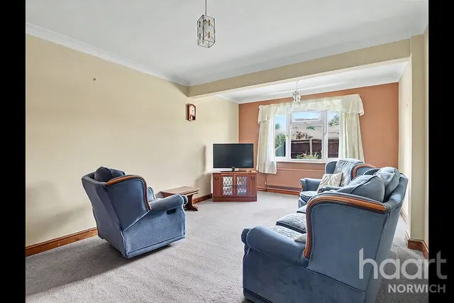 Oval Road, Norwich, NR5, photo 3