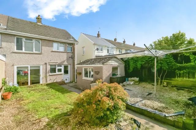 Cae Stumpie Cowbridge, CF71, photo 1