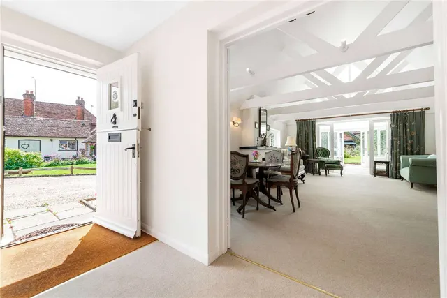 The Common, Dunsfold, GU8, photo 3