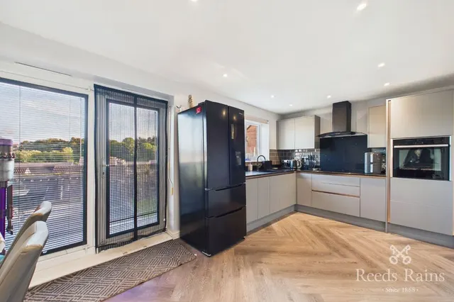 Daisy Hill Mews, Morley, LS27, photo 3