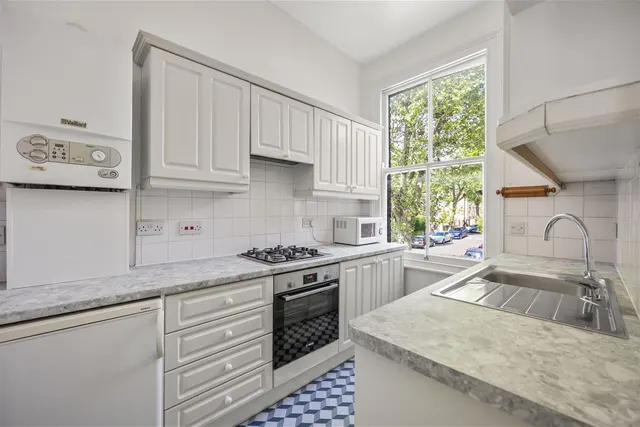 Photo 2 — Maygrove Road West Hampstead, London NW6 2EE