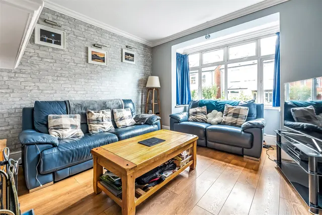 Hart Road, Dorking, RH4, photo 3