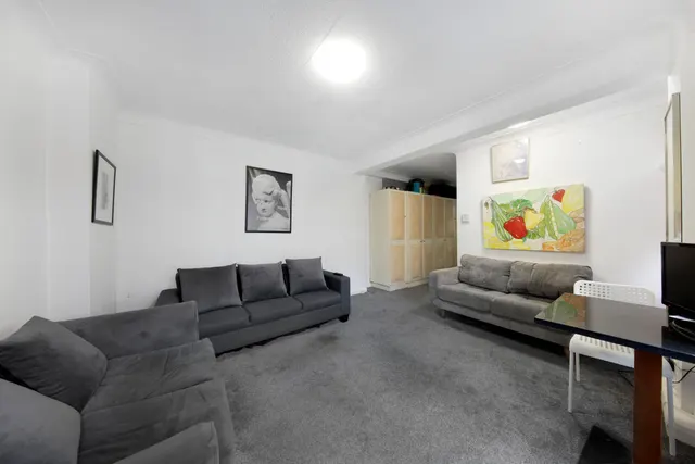 Edgware Road, W2, photo 3