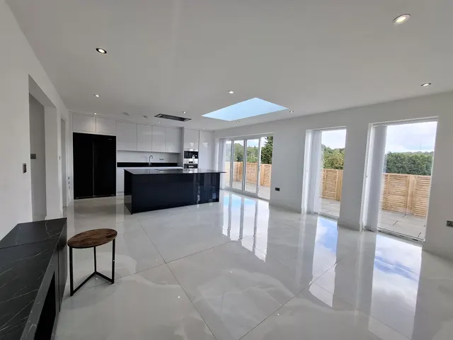 Hempstead Road, KINGS LANGLEY, photo 1