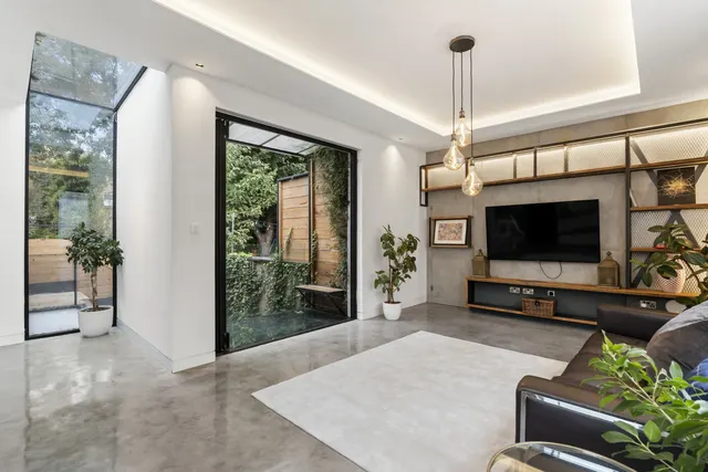 Wolsey Road, London, N1, photo 1