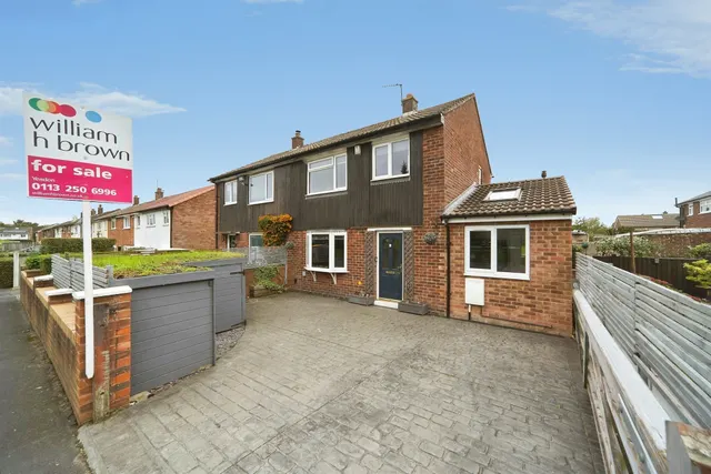 Raywood Close, Yeadon, LS19, photo 1