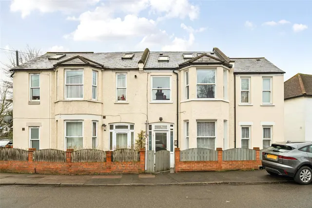 Photo 2 — Meopham Road, Mitcham, CR4 1BG