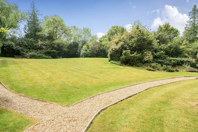 Gerrards Cross, Buckinghamshire, photo 3