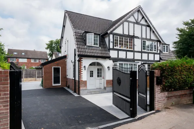 Crumpsall Lane, Manchester, Crumpsall, M8, photo 1