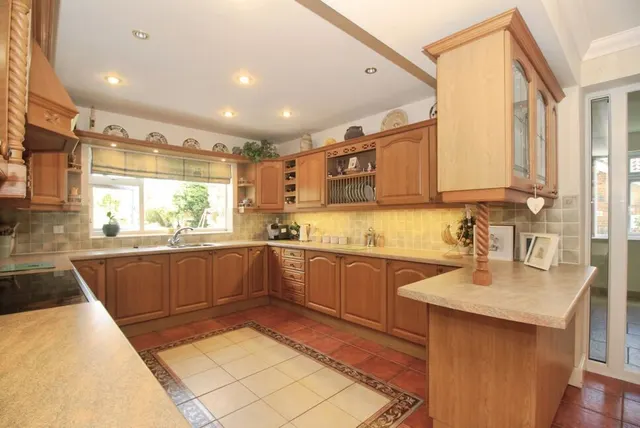 Woodland Road, Hinckley, LE10, photo 3