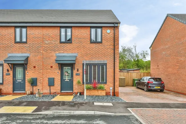 Nesfield Drive, Shipley, Heanor, photo 1