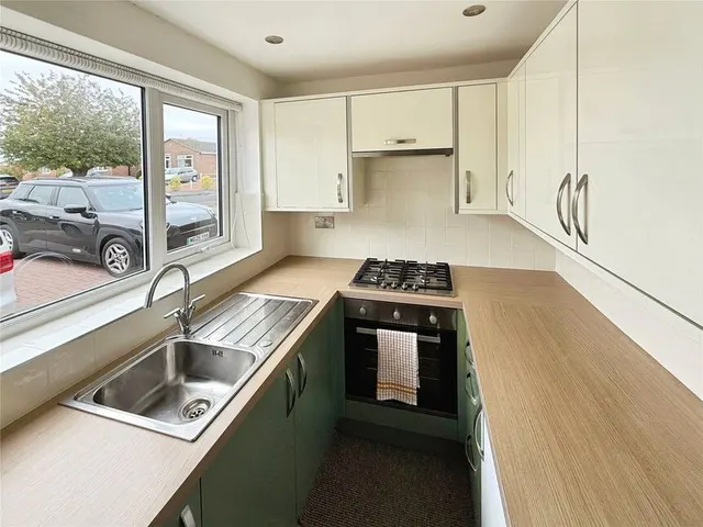 Photo 2 — Queens Rise, Tutbury, Staffordshire, DE13