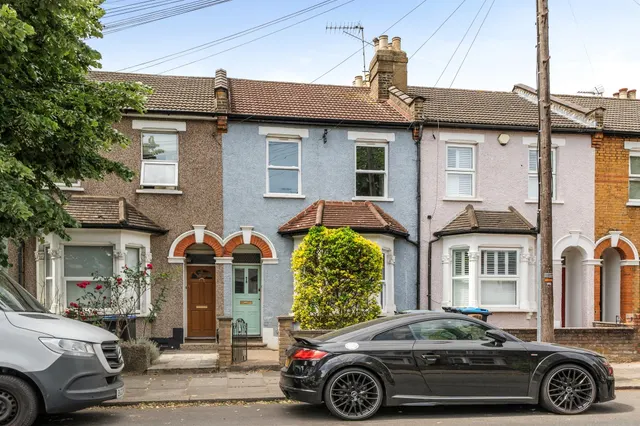 Falmer Road, Enfield, EN1, photo 1