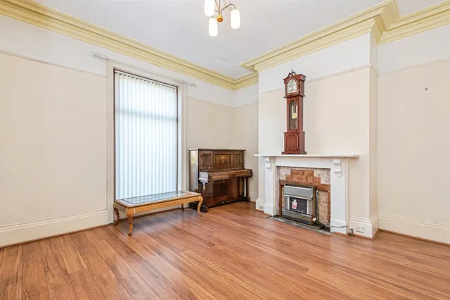 Photo 2 — Crescent Road, Birkby, Huddersfield
