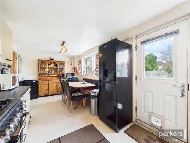 Pennfields, Ruscombe, RG10, photo 3