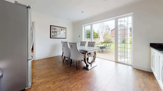 Photo 2 — Chester Road, Chigwell