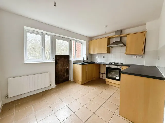 Lodge Court, Donnington Wood, TF2, photo 2