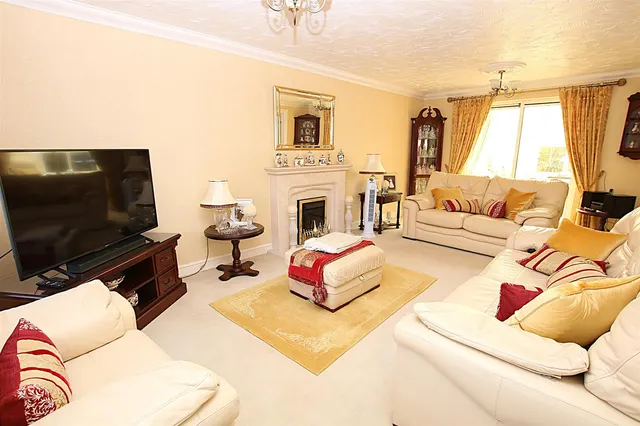 Photo 2 — Battalion Drive, Wootton