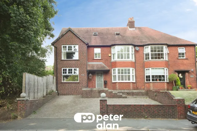 Bryn Road, Blackwood, NP12, photo 2