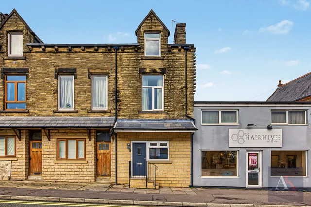 Featherstall Road, Littleborough, OL15, photo 1