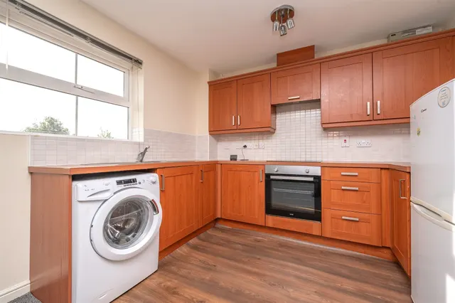 Bellway Close, Kettering, NN16, photo 3