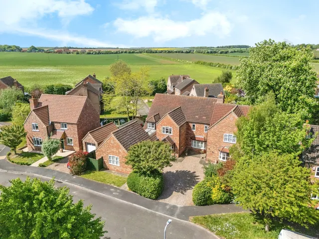The Park, Potterhanworth, LN4, photo 1