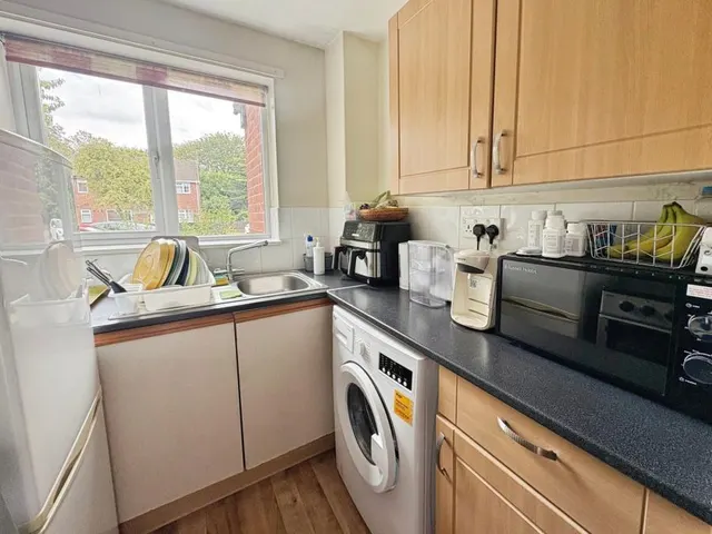 Knipton Drive, Loughborough, LE11, photo 3