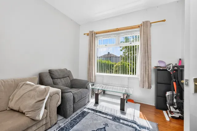 Clifton Road, Giffnock, G46, photo 2