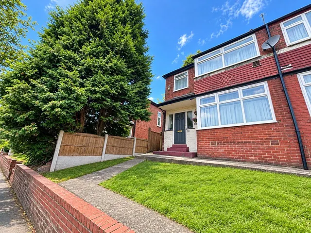 Rochdale Road, Blackley, M9, photo 1