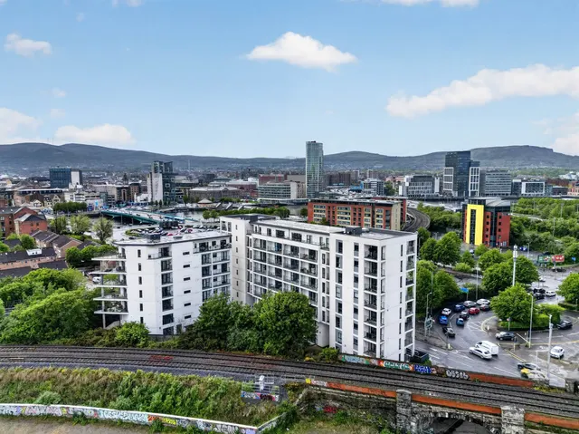 Bridge End, Belfast, BT5, photo 1