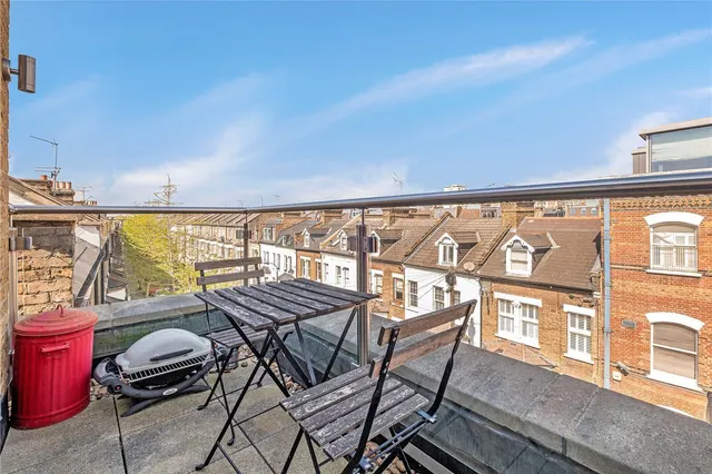 Shorrolds Road, London, SW6, photo 2