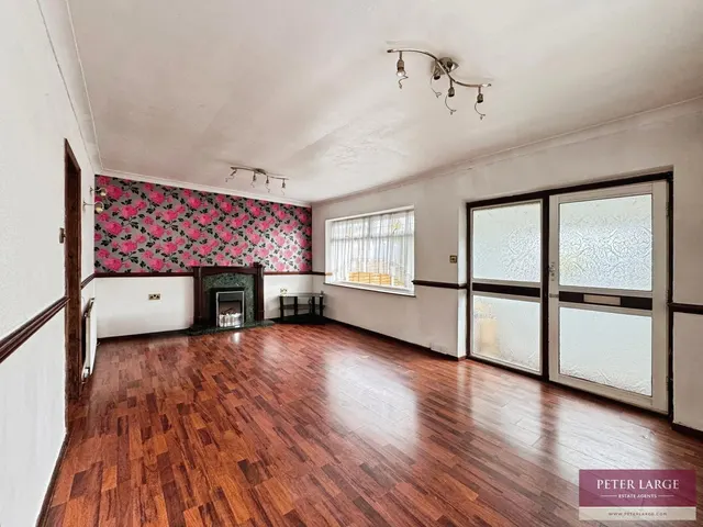 Arran Drive, Rhyl, LL18, photo 3