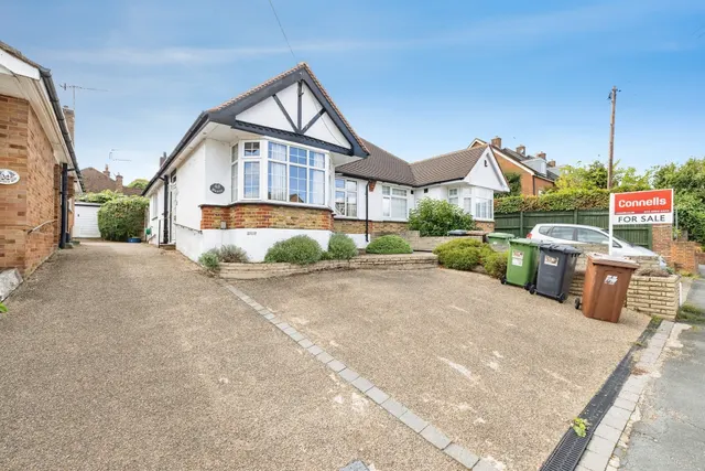 Herkomer Road, Bushey, photo 1