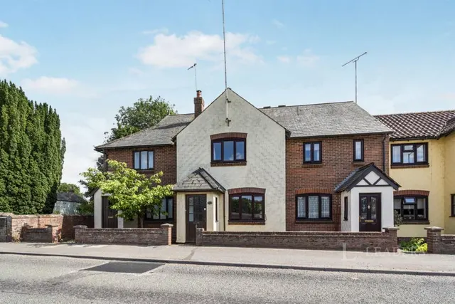 Parkview Cavendish Road, Clare, CO10, photo 1