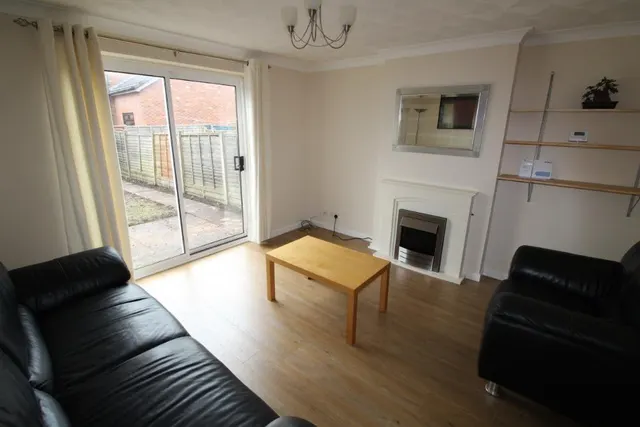 Shelley Road, Ashton on Ribble, PR2, photo 2