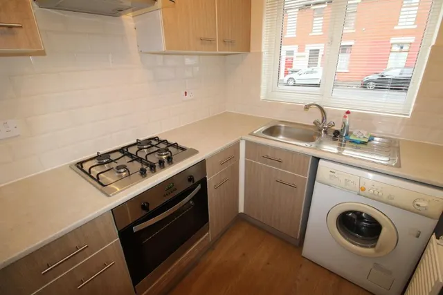 Shelley Road, Ashton on Ribble, PR2, photo 3
