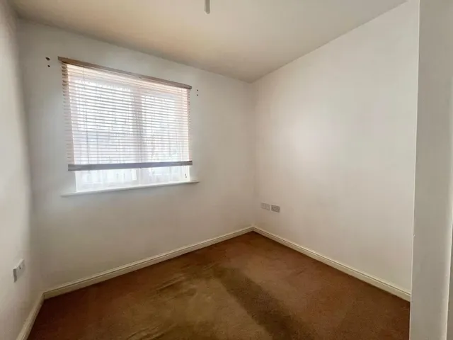 Broadlands Close, Sutton-in-Ashfield, NG17, photo 3