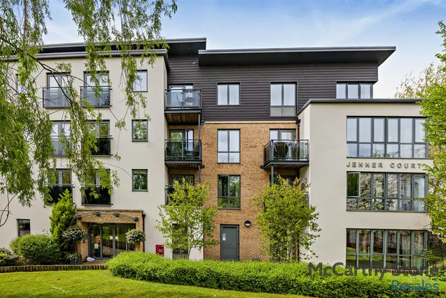 St. Georges Road, Cheltenham, GL50, photo 2