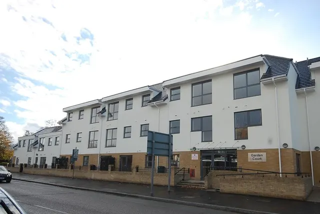 Garden Court, 70 Station Road, West Drayton, UB7 7FA, photo 1