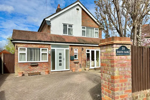 Ivins Road, Beaconsfield, HP9, photo 1