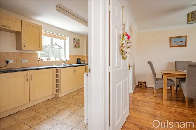 Photo 3 — Garrick Road, Bromsgrove, Worcestershire, B60 2TH