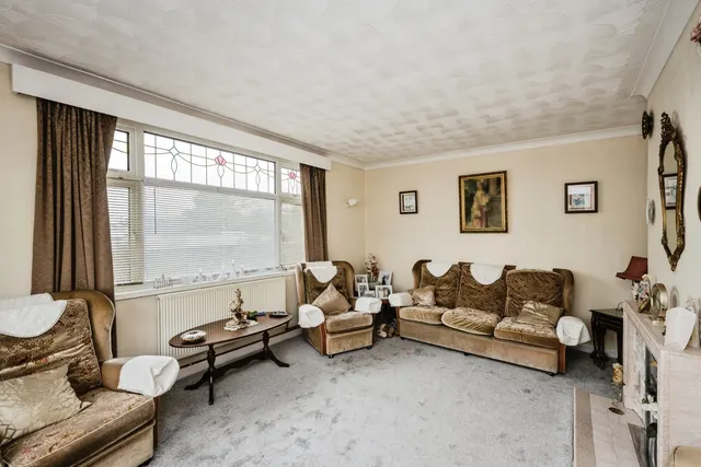 Glebe Road, Loughor, SA4, photo 3