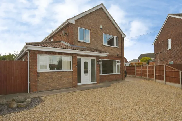 Old Village Street, Gunness, SCUNTHORPE, photo 1