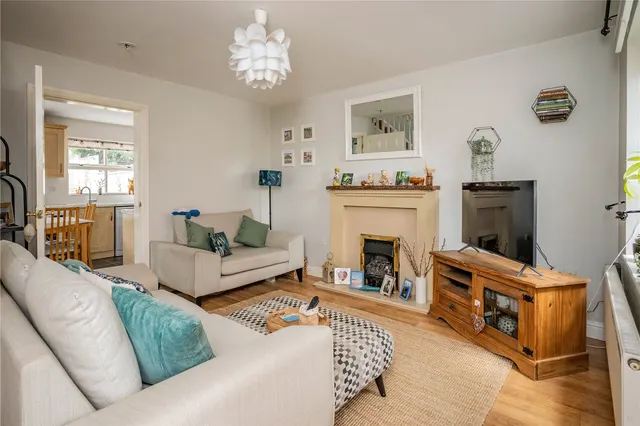 Photo 2 — Honeychurch Close, Redditch, Worcestershire, B98 7BZ